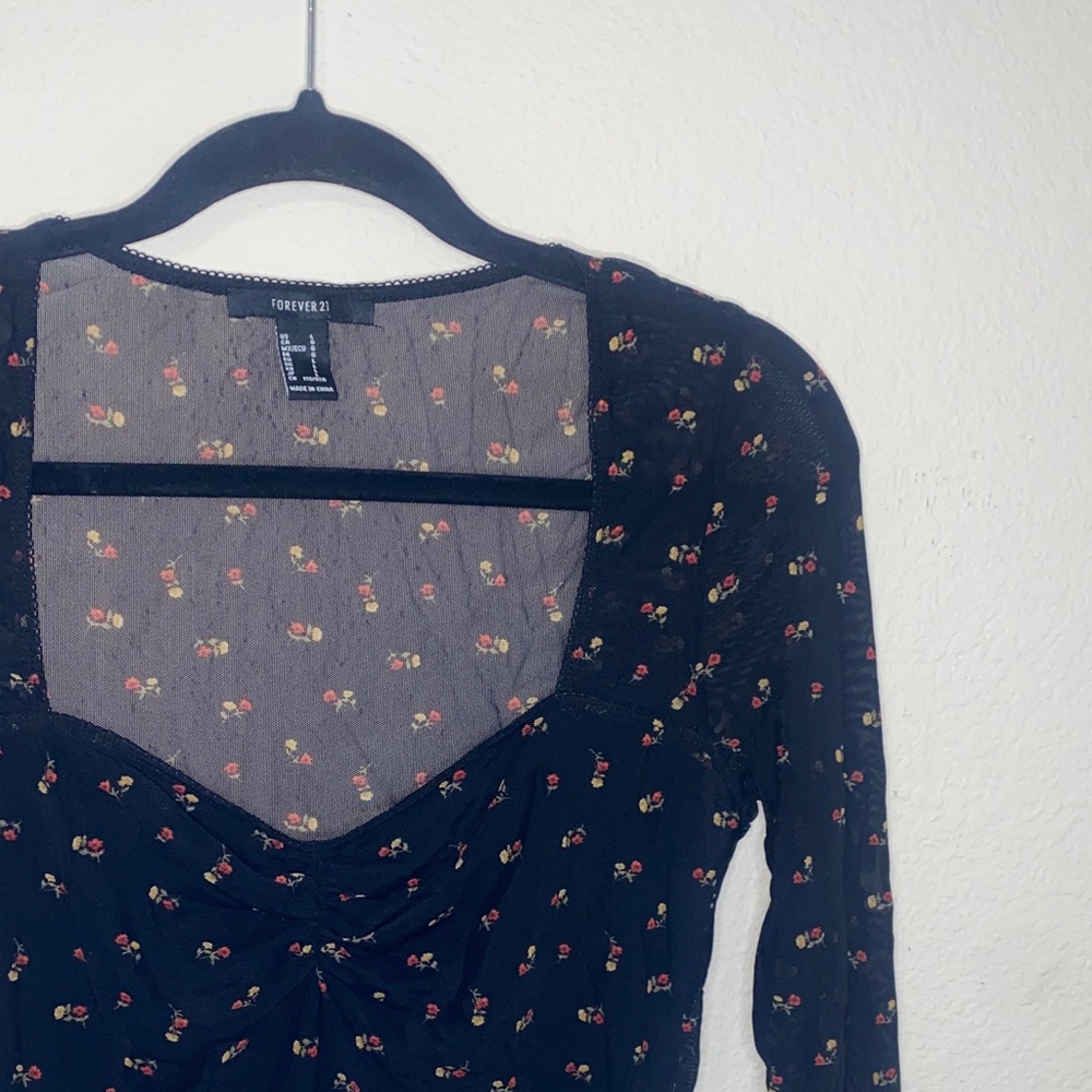 🛍️Sheer floral long sleeved top with red and yellow flower details! - Picture 1 of 6